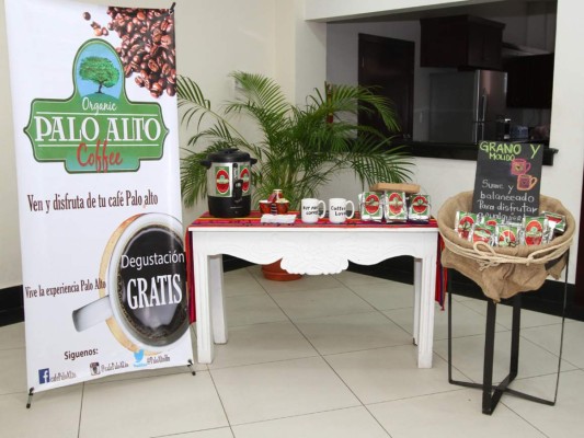 Showroom en Casa Club de Merendon Hills