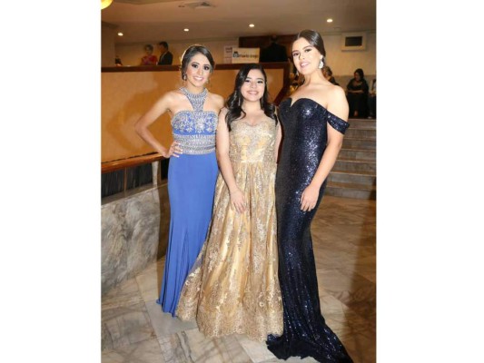 Fiesta de graduación del Centro Escolar Antares y Aldebarán