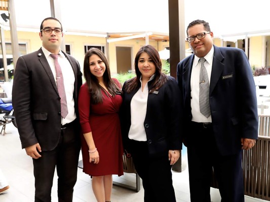 El staf del Real InterContiental en el lanzamiento de la alianza con Clinpays (fotografías: Hector Hernández)