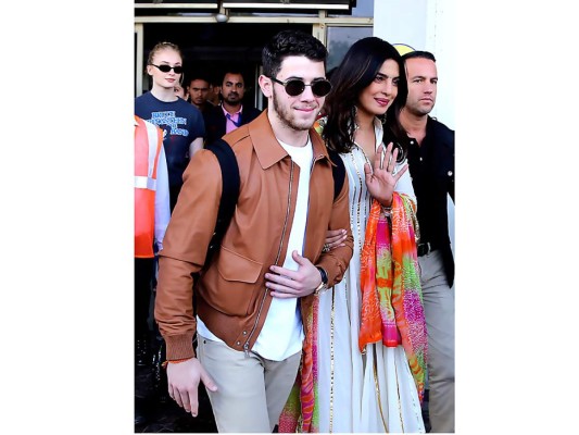 Nick Jonas & Priyanka Chopra