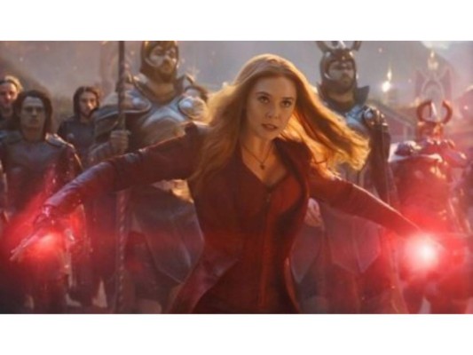 Siguió con su papel de la Bruja Escarlata en las siguiente entregas de Marvel, como Capitán América: Civil War, Los Vengadores: Infinity War y Los Vengadores: Endgame.