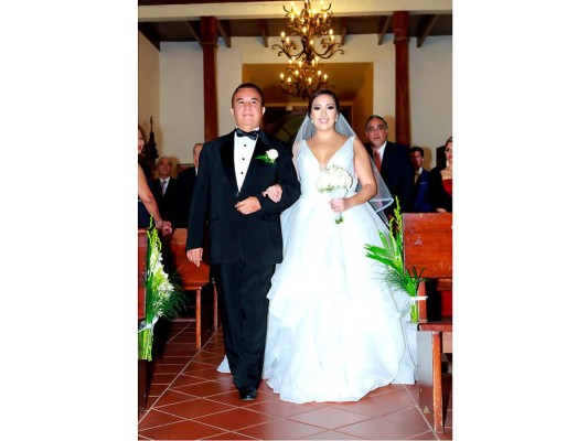 La boda de José Alcerro y Michelle Guevara