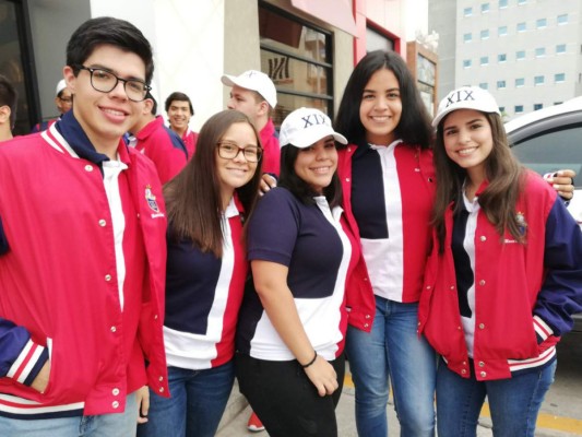 Senior entrance, Macris School 2019  