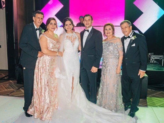 Daniel Pitsikalis y Alexandra Zgheibra celebran su fiesta de bodas  