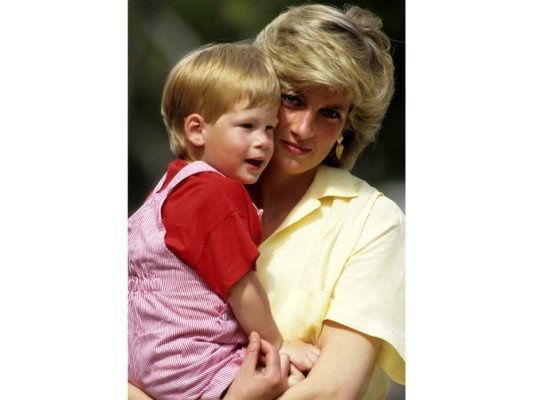 La complicidad entre Harry y Diana fue desde siempre