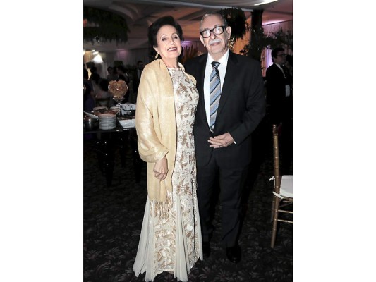 Giries Kanawati y Mira Bandack se casan