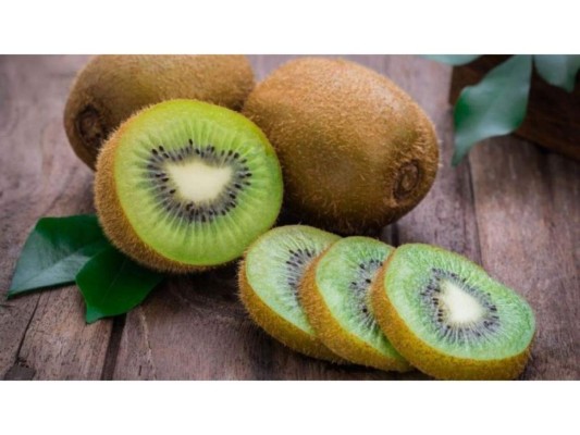 Kiwi<br/>Acelera la digestión de las proteínas.<br/>
