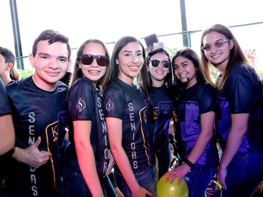 Senior entrance de DelCampo International School generación 2019