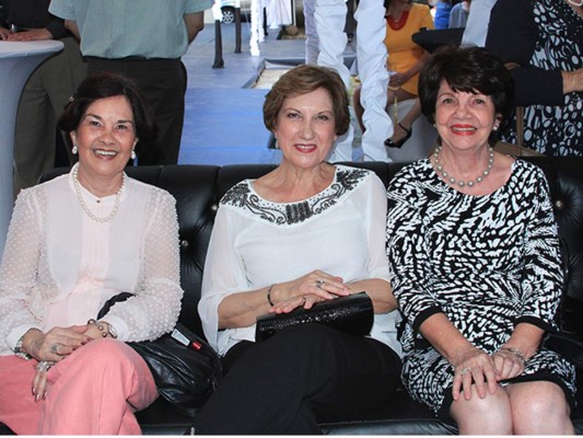 Blanca Alvarez, Mayte Yacaman y Suyapa Kattán.
