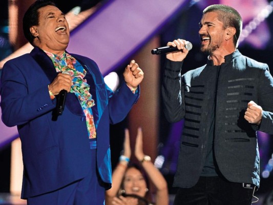 'Sin palabras para expresar mi inmensa tristeza por la partida del gran Don Alberto... Queda su espíritu de bondad y generosidad como lección, pero sobre todo su inmensa obra musical sin precedentes para nuestra música latina'.<br/><br/>Juanes