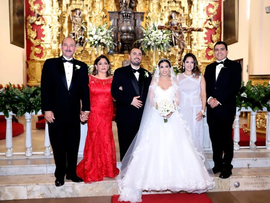 La boda de Natalie Cooper y Rodrigo Marenco  