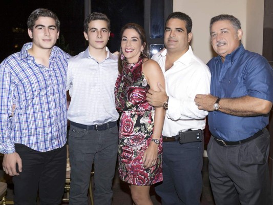Fiesta de cumpleaños para Basilio y Tatiana Fuschich  