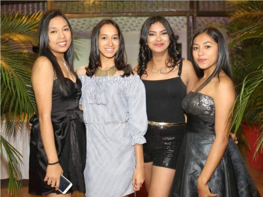 Los quince años de Abigail Andino Espinosa