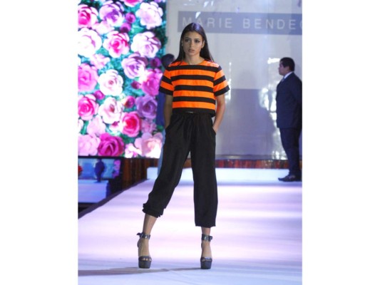 Spring Fashion Show 2016 de los seniors EIS  