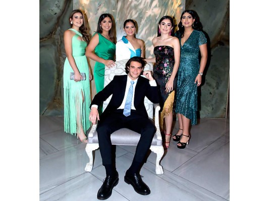 Senior Dinner de la Escuela Internacional Sampedrana 2022