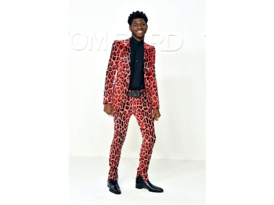 Lil Nas X en la pasarela de Tom Ford