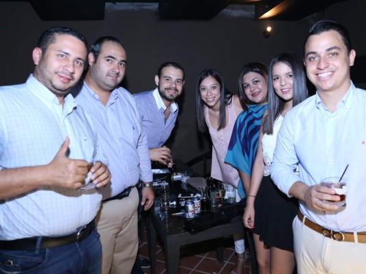 Apertura Up Lounge y Club