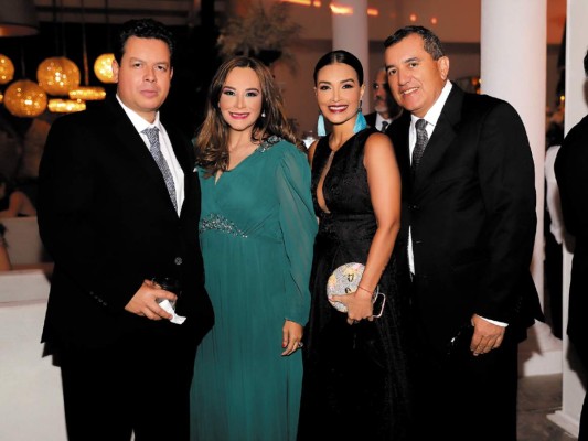 Gustavo Ulloa, Waleska y Vivian Montoya y Octavio Pineda
