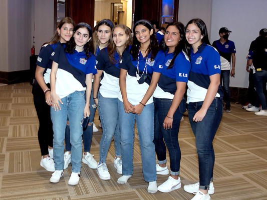 Senior entrance de la Escuela Internacional Sampedrana 2022