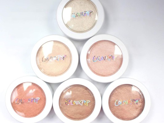5. Super Shock Highlighter <br/>Los iluminadores son perfectos para darle un glow espectacular a tu cara. Al igual que los Super Shock Shadows, esto son cremosos e increíblemente pigmentados. Puedes probar los siguientes: Churro, Lunch Money, Flexitarian y Might Be.<br/>