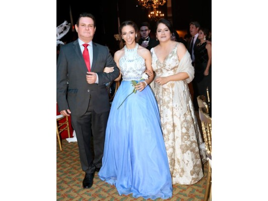 Desfile de los Seniors 2017 Del Campo International School