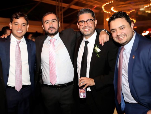 Recepción de la boda Vivianne Alvarado y Enrique Álvarez