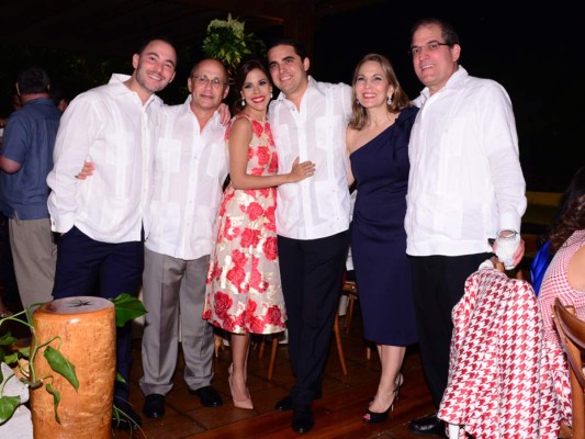 Alejandro Albir y María José Welchez celebran boda civil  