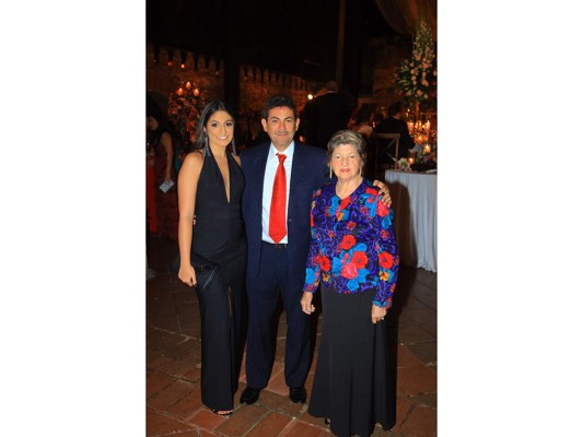 Elegante fiesta nupcial para Sofia Barletta y Jorge Vitanza