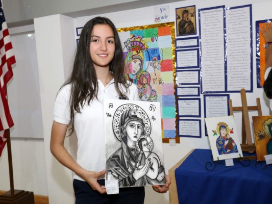 Exposición de Arte Virgen del Perpetuo Socorro en Macris School