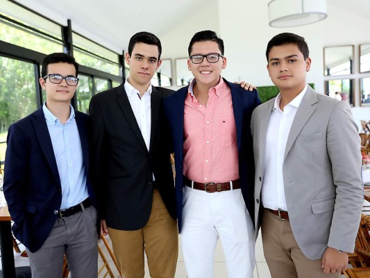 El desayuno de los Seniors 2018 de Academia Los Pinares