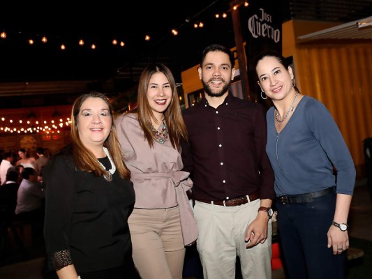 Lanzamiento Corona Summertime Sunsets Roatán en Boxtown