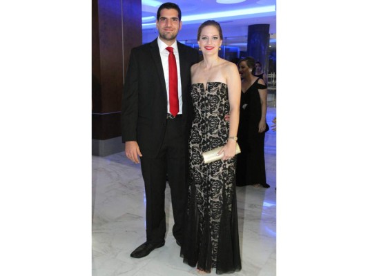 Jacobo Handal y Natalie Wolozny.