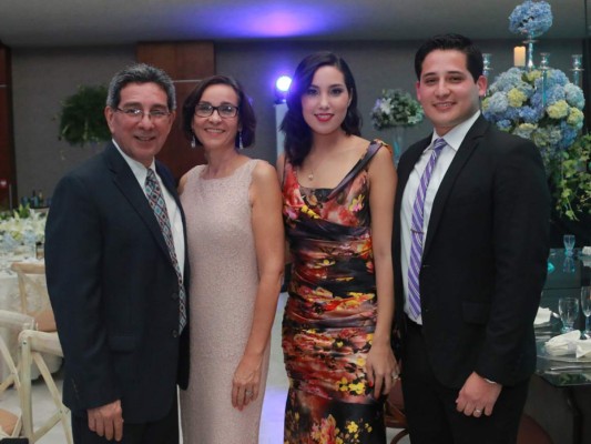 La boda de Angelamaría Fajardo y Jonathan Andonie