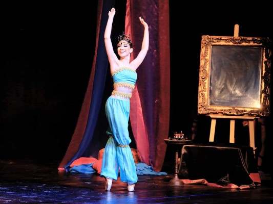 Mágica presentación de La Academia de Baile ADAGIO