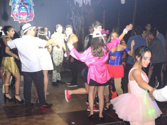 Escuela Internacional Sampedrana Halloween party