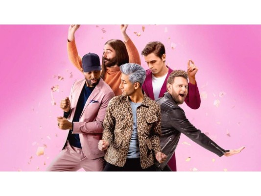 Queer Eye: Quinta temporada<br/><br/> <br/><br/>Cinco hombres homosexuales se unen para mejorar el aspecto y el estilo de vida de un personaje anónimo.<br/>