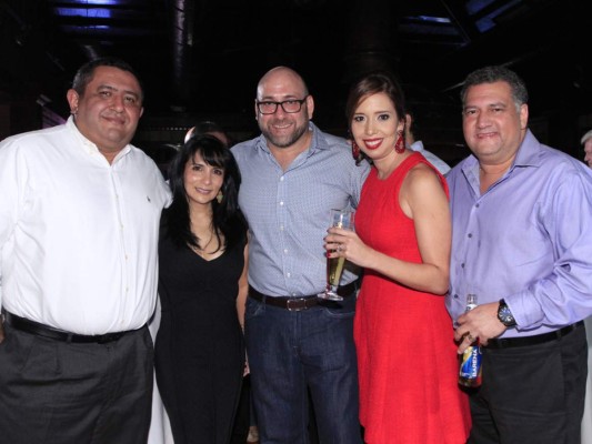Alegre despedida para Boyce Lloyd  