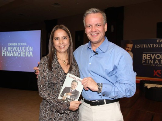 La conferencia de Xavier Serbía