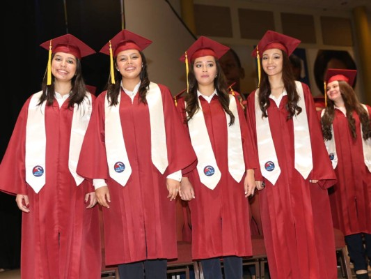 Graduación de CEAD Christian School