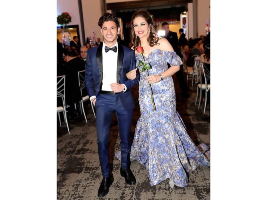 Prom Night de la Escuela Americana 2019 