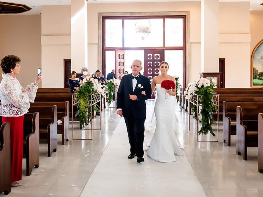 La boda de Ramón Medina y Erika Andonie