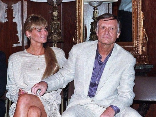 Su segundo matrimonio fue con la playmate de 1988 Kimberley Conrad con quién tuvo dos hijos Cooper Hefner, Marston Hefner y estuvo casado desde 1989 hasta 2010