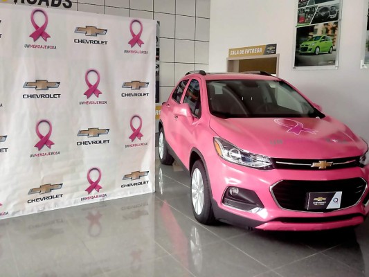 FUNHOCAM y Chevrolet luchan por el cáncer de mama con “Un Mensaje Rosa”