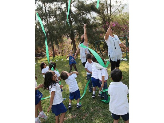 Día de la Madre tierra en Macris Kindergarten