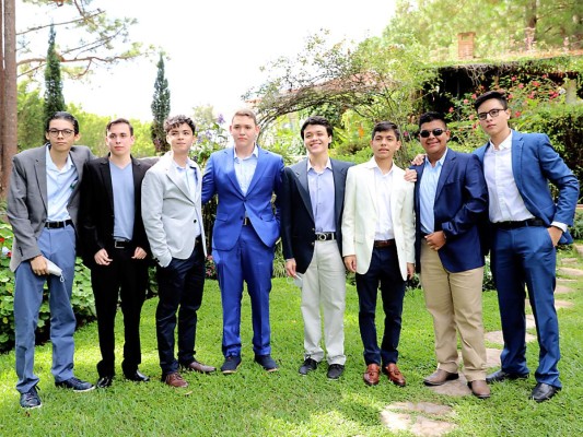 Fernando Águilar, Jared Carranza, Octavio Cortés, Leonardo Wildt, Sebastián Coello, Eduardo Sarmiento, Gabriel Castro y Haziel Pavón