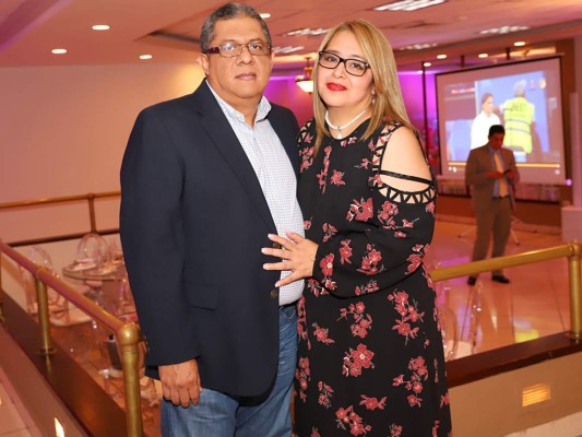 Celebración bautismal y de cumpleaños para Luciana Moreno
