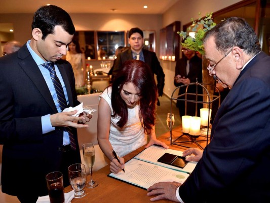 Boda civil de Ana Ortéz y Nicolás García