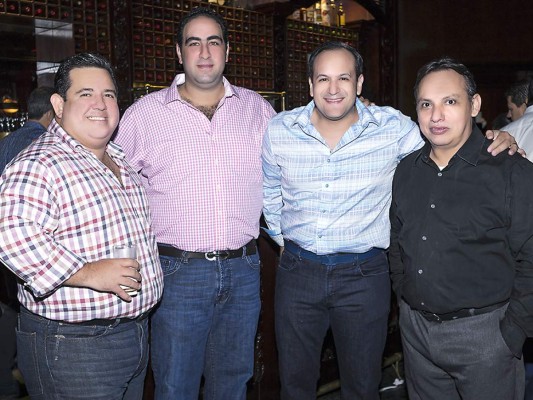 Fiesta de cumpleaños para Basilio y Tatiana Fuschich  