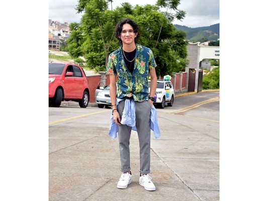 Oscar López