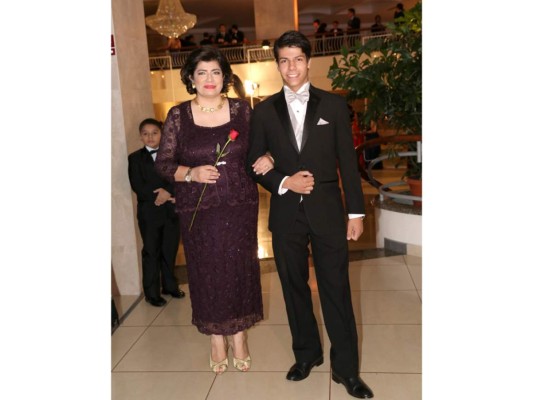 Lourdes Fu y Eduardo Enrique Chávez